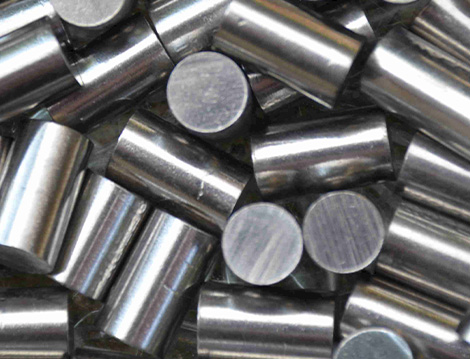 Stainless steel / nickel alloys